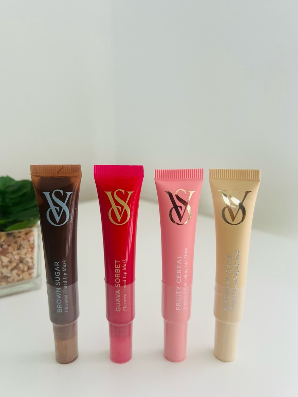 💕Victoria Secret- Flavored Tinted Lip Mask - Set of 4🤎